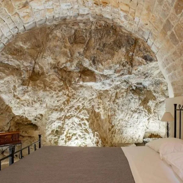 Domum in petra casa nella roccia Self check - in, hotel in Modica