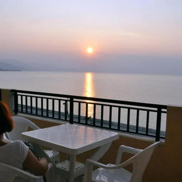 Hotel Derveni Georgiadis, hotel v destinaci Stómion