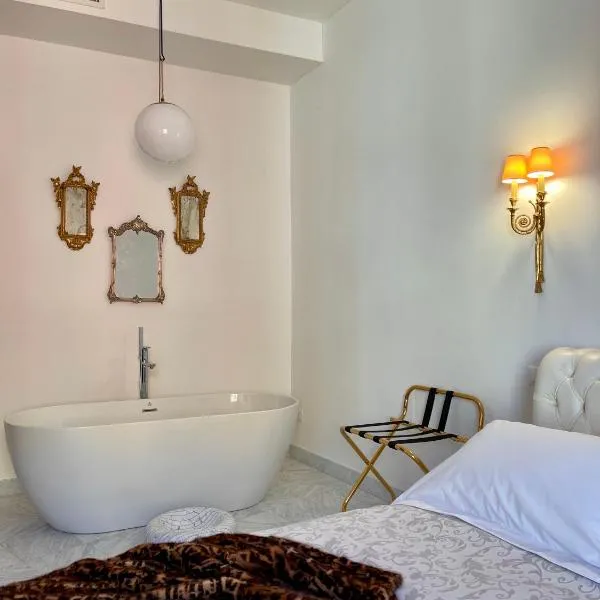 Andrews Luxury Apartment, hotel in La Spezia
