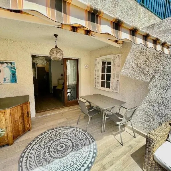 STUDIO 109 GRANDE TERRASSE, ξενοδοχείο σε Bandol
