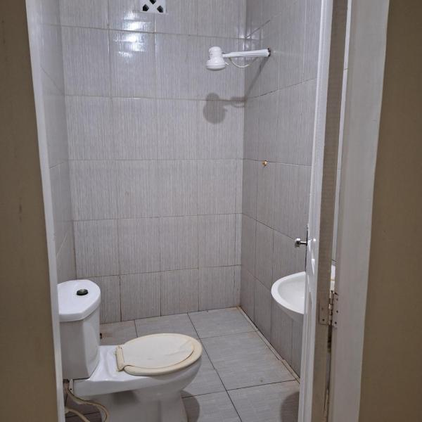 Quarto triplo com banheiro em Pousada e Restaurante - Foto 3