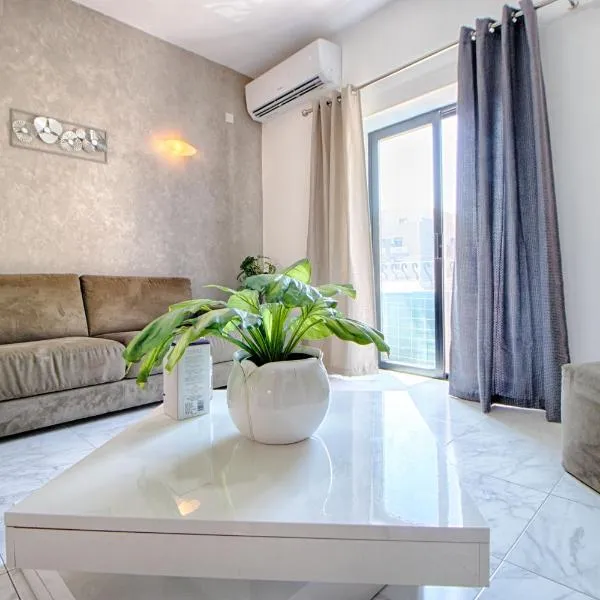 Spacious Corner Maisonette - Blessings, hotel v destinaci Birkirkara