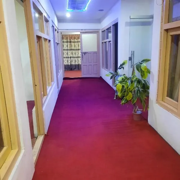 HOTEL HIGHLANDER INN SKARDu, hotel v destinácii Skardu
