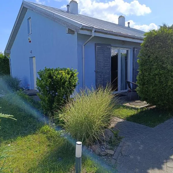 Domy Nad Zalewem, hotel v destinaci Dziwnówek