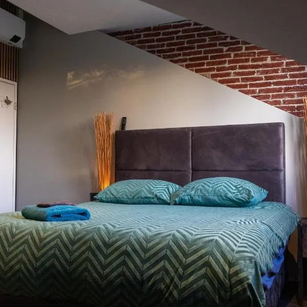 Koraal - Comfortabele kamer bij B&B Gezond aan Zee - Toegang Wellnesstuin meerprijs, hotel v destinaci Ouddorp