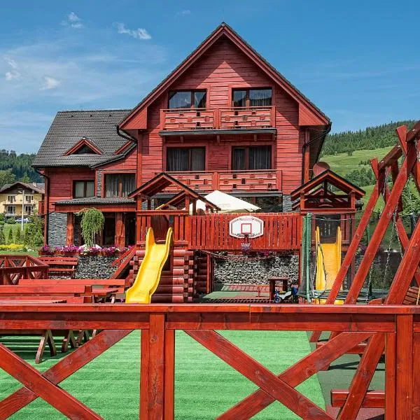 Winter & Summer Resort, hotel ve Ždiaru