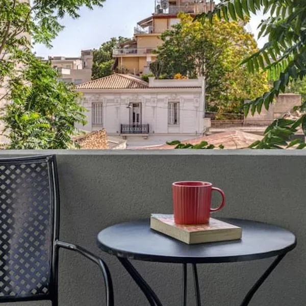 The Meta Stay-Rooftop Access Sunny Suite: Atina'da bir otel