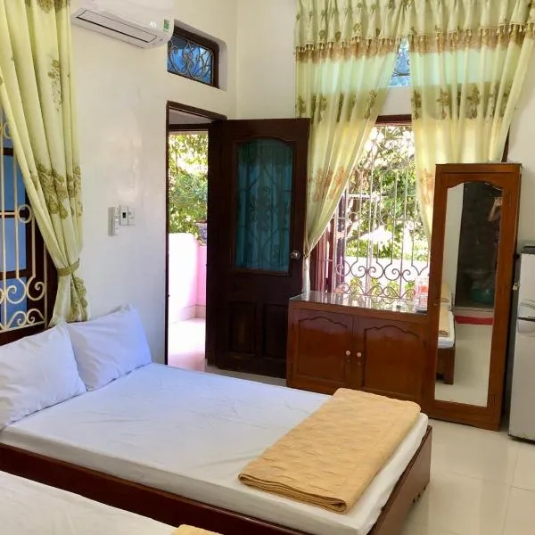Nhà nghỉ Hà Giang, hotel v destinaci Sầm Sơn