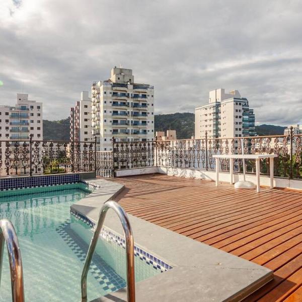 Cobertura Triplex com Piscina Privativa