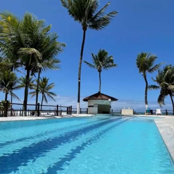 Duplex na praia - Pé na areia