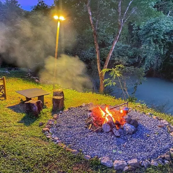 Amornkeeree Khao Sok Camping, hotel in Khao Sok National Park