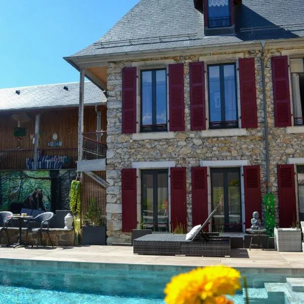 A Nouste chambres d'hotes et gite ONLY ADULTS, hotel v destinaci Campan