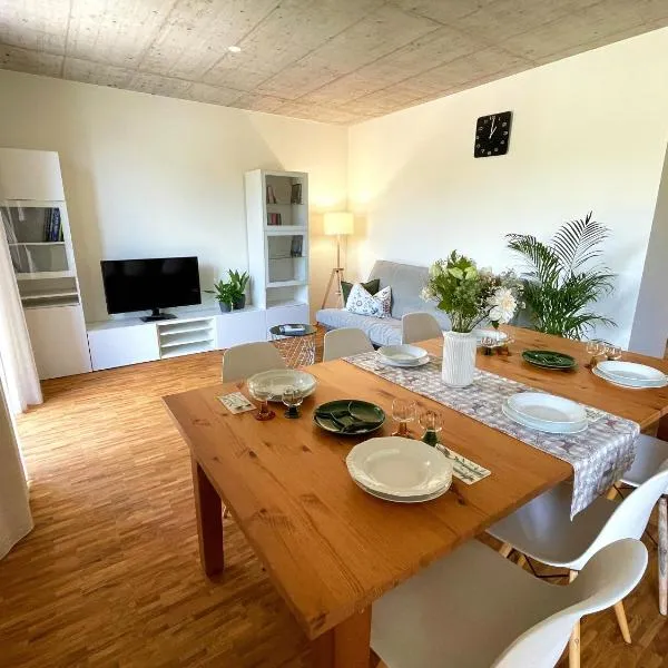 Ferienwohnung Grüner Ausblick, hotel v destinaci Elzach