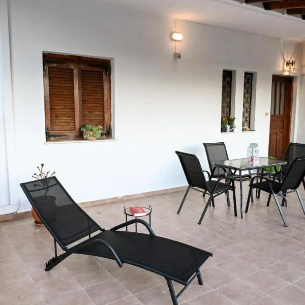 shellapartment, hotel di Istron