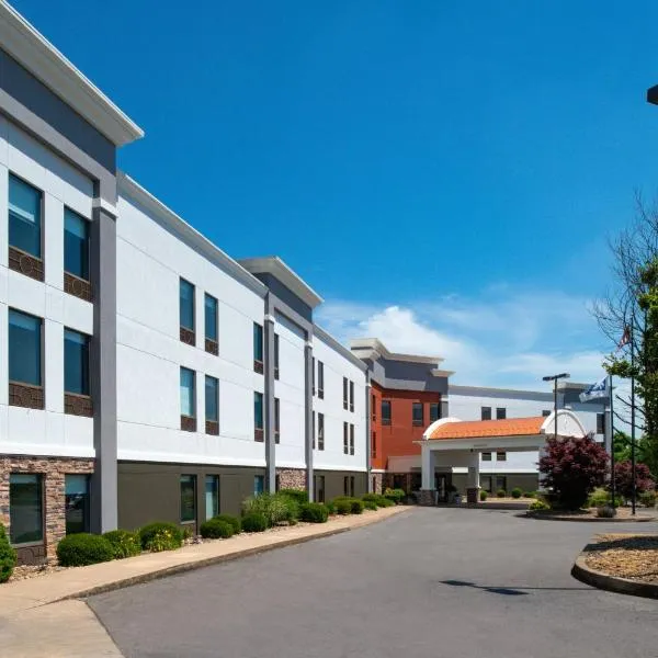 Holiday Inn Express Lewisburg - New Columbia by IHG, hotel a New Columbia
