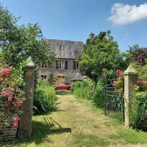 Le Petit Manoir, hotel v destinaci Isigny-le-Buat