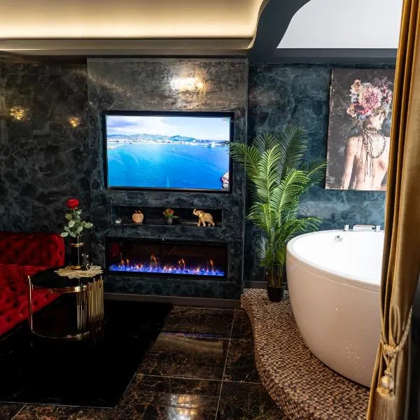 AMJ Royal Apartments - 115 - Black Rubby, hotel v destinaci Kaunas