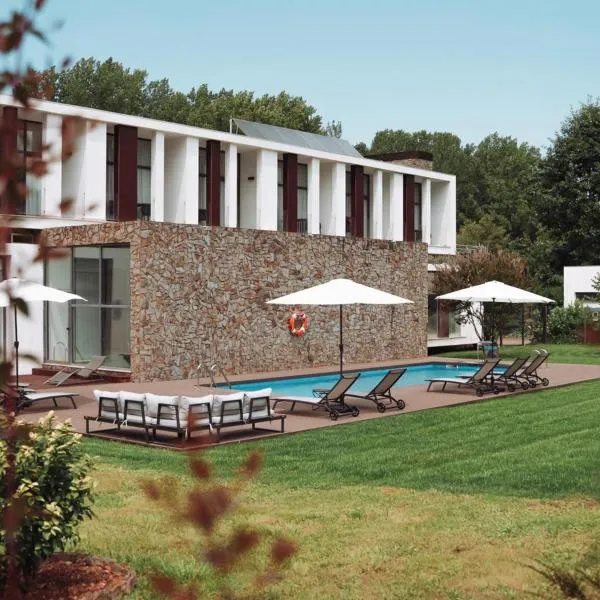 Hotel Parque Serra da Lousã, hotel v destinaci Miranda do Corvo