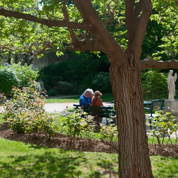 Hôtellerie L'Enclos Rey, ξενοδοχείο στο Παρίσι