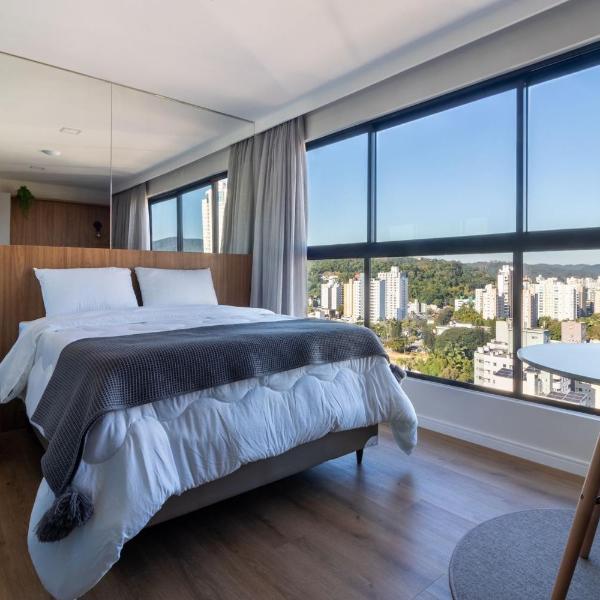 Loft próximo a Vila Germânica e FURB com vaga.