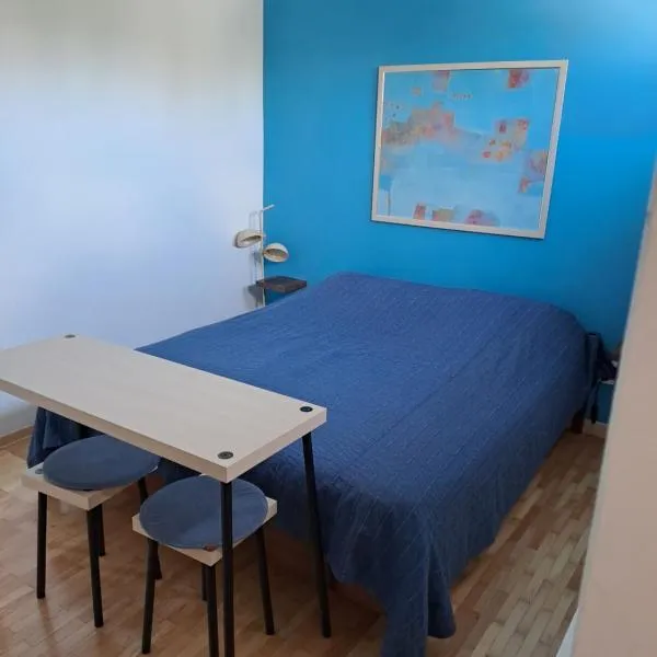 Studio apartman Dvori, hotel in Zaprešić