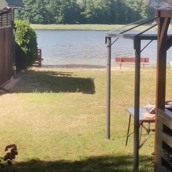 Domek na plaży, hotel v destinaci Orzysz
