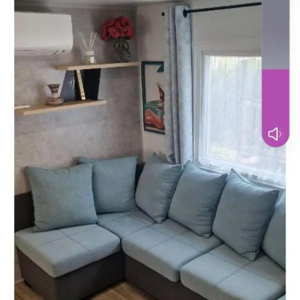 Chez Gill & Clo، فندق في سان جوليان-أون-بورن