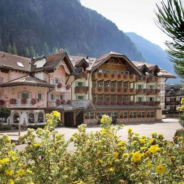 Hotel Soreghes Gran Chalet, hotel a Campitello di Fassa