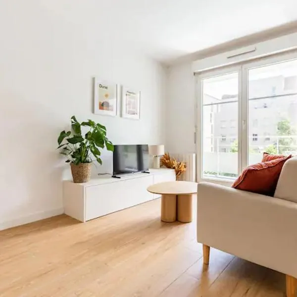 Appartement cosy avec terrasse proche de Paris – hotel w mieście Saint-Denis