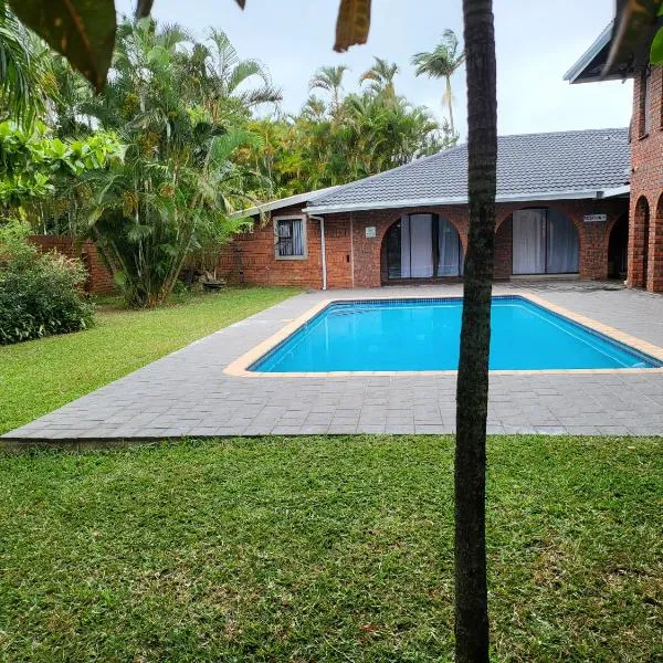 Emangunini Guest house, hotel a Richards Bay