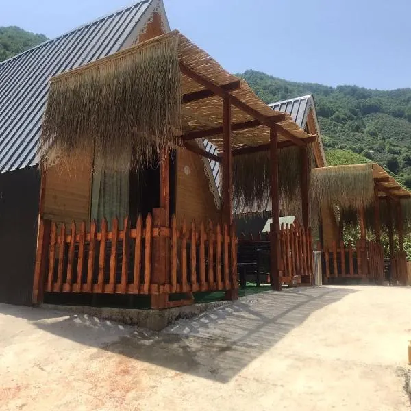 Riverside house, hotel Akçaabatban