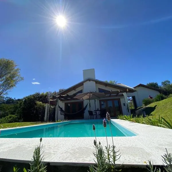 Casa de campo com piscina, hotel v destinaci Jaguariaíva