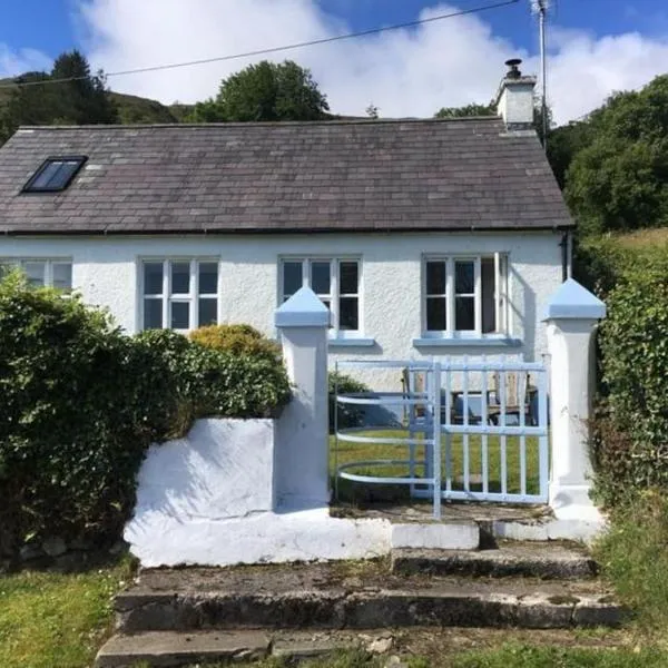 Coolranny Schoolhouse, hotel in Torr