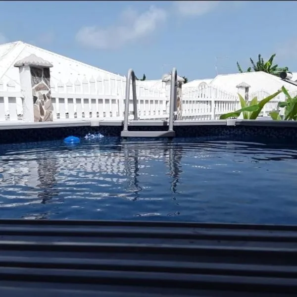 VillaBadlou Ti Cocon, khách sạn ở Goyave