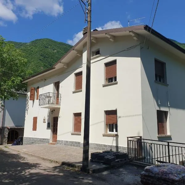 Locanda In Montagna Da Emili&Gabriel, hotel in Lizzano in Belvedere