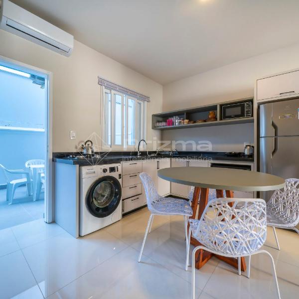 Apartamento 1 dormitório - 50 metros da Praia de Bombinhas