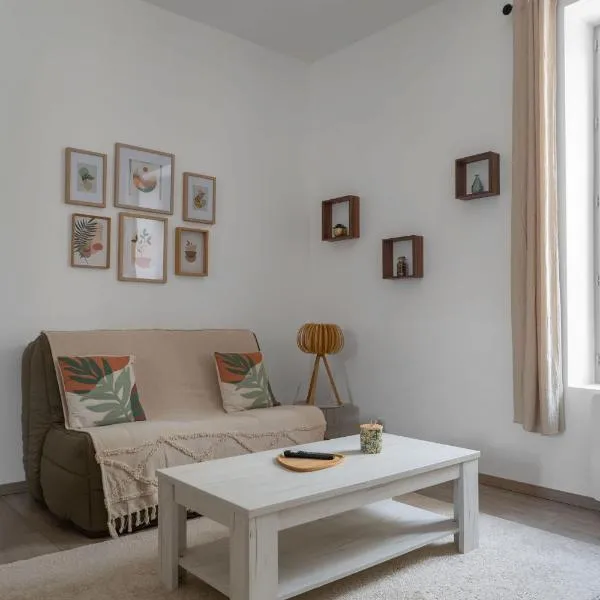 Le Ravy - Appartement design, 2 chambres, centre ville, hotel u gradu Viši