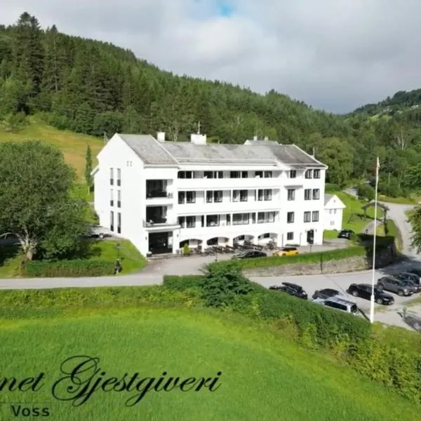 Lilandtunet Gjestgiveri, hotel in Liland