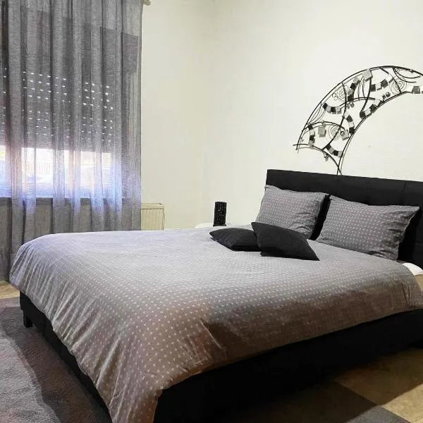 GUSTO Apartment 2: Kumçiftliği şehrinde bir otel
