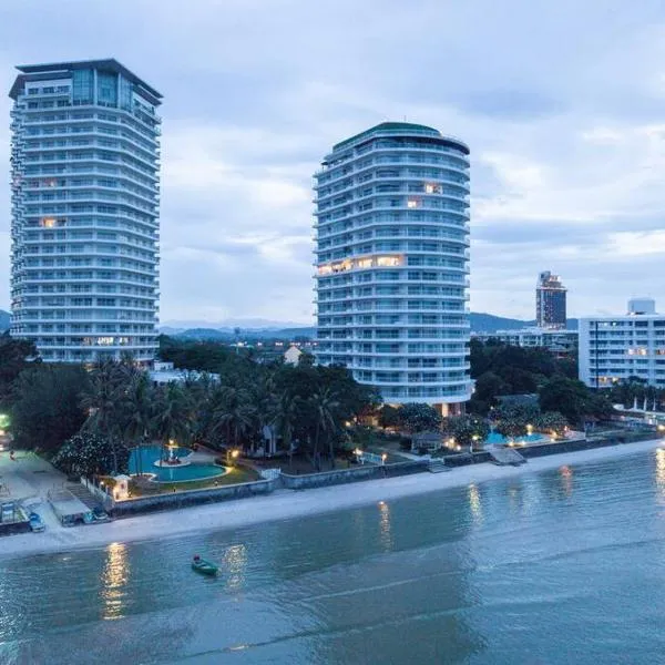 120 sqm Beachfront Condo, hotel v destinaci Hua Hin