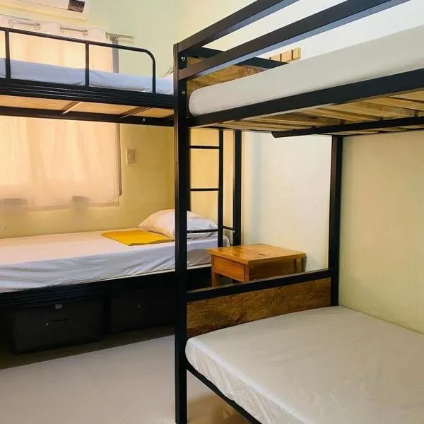 Bughaw Dive House, hotel v destinaci Batangas