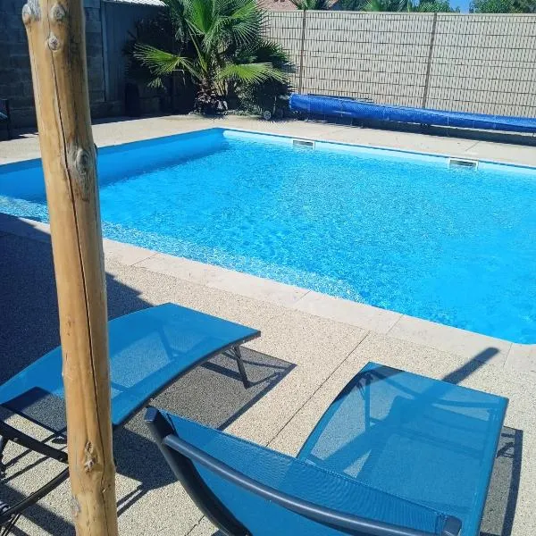 Charme et détente, hotel v destinaci Allex