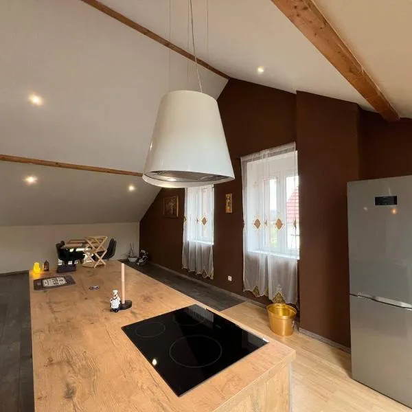 Loft spacieux en pleine forêt – hotel w mieście Bining-lès-Rohrbach