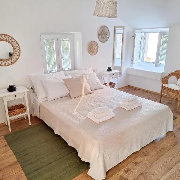 St Peter's Heritage House, hotel en Trogir