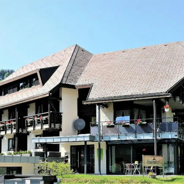 Schwarzwaldmädel-Ferienwohnungen, hotel a Todtnau