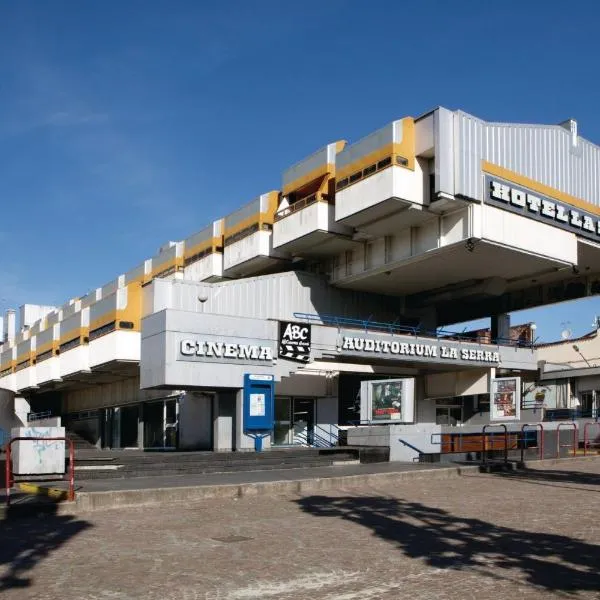 Comprensorio Olivetti - La Serra - stanza 204, hotel v destinaci Ivrea