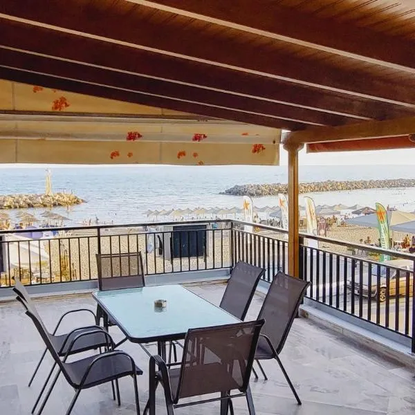 Anthi's - Three Bedroom Apartment, hotel v destinaci Kalamata
