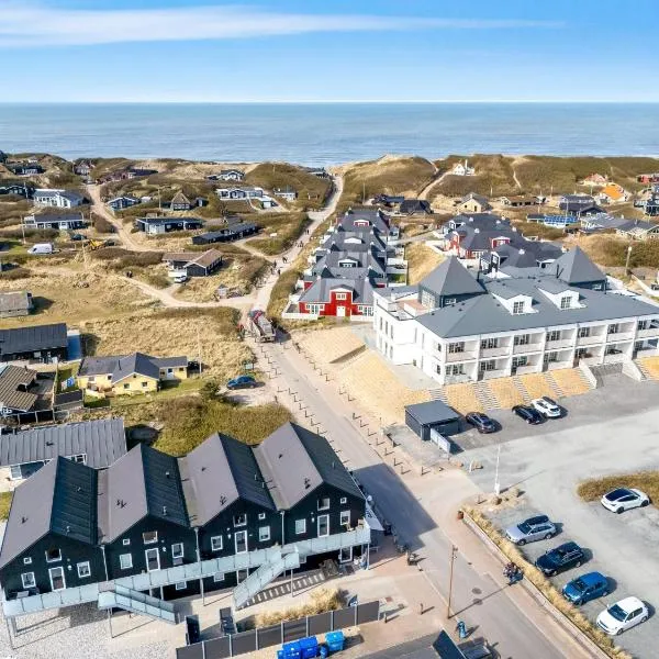 Lovely Holiday Apartment With A Large Balcony Facing The Dunes - 1020, hotel in Ringkøbing