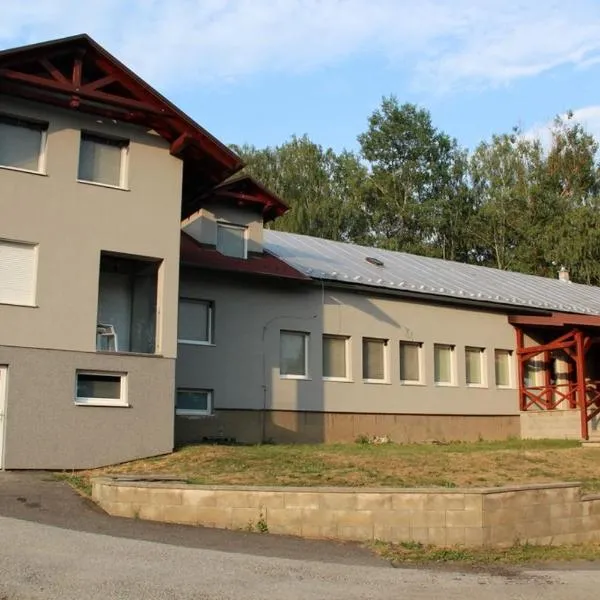 Penzión v údolí, hotel in Kružlová