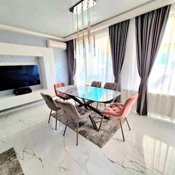 Spacious Prestige Penthouse, hotel ve Varně